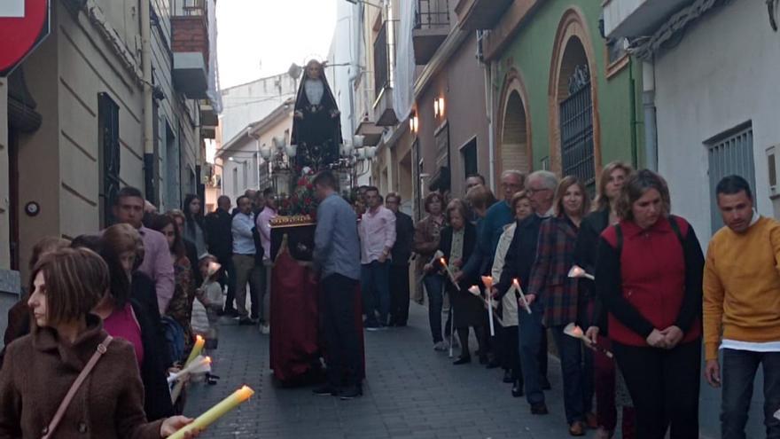 Alfarrasí celebra la recuperada procesión del Santo Entierro, rescatada en 2023 después de 30 años sin celebrarse