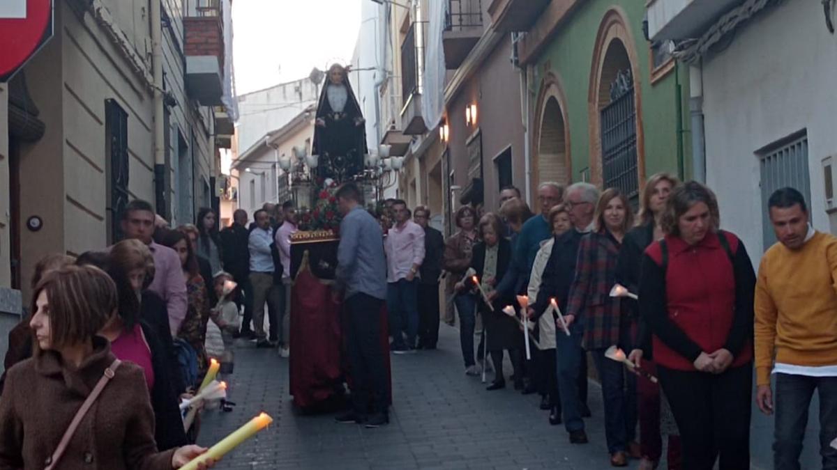 Procesión del Santo Entierro de Alfarrasí de 2023, año en que se recuperó después de tres décadas.