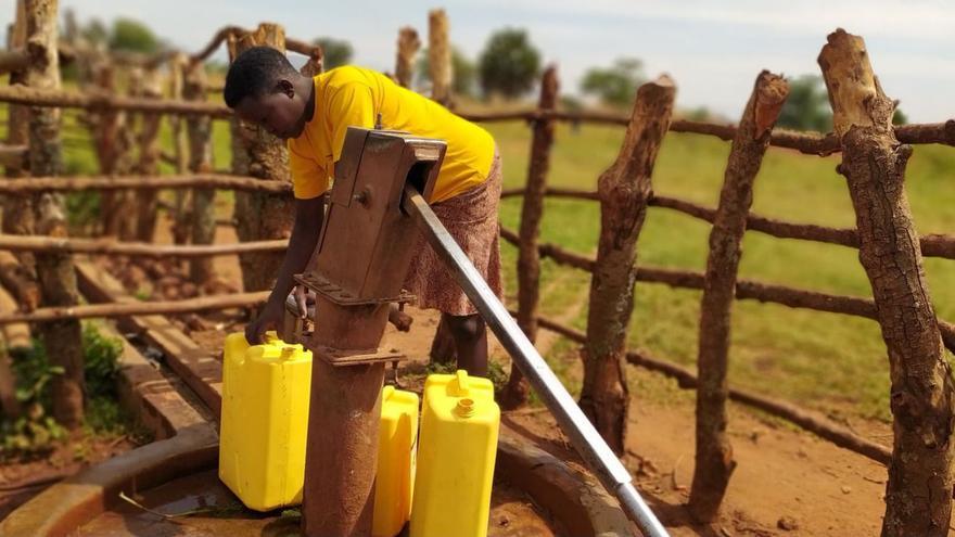 Agua limpia para Uganda,Burkina Faso y Kenia  desde la Fundación Barceló