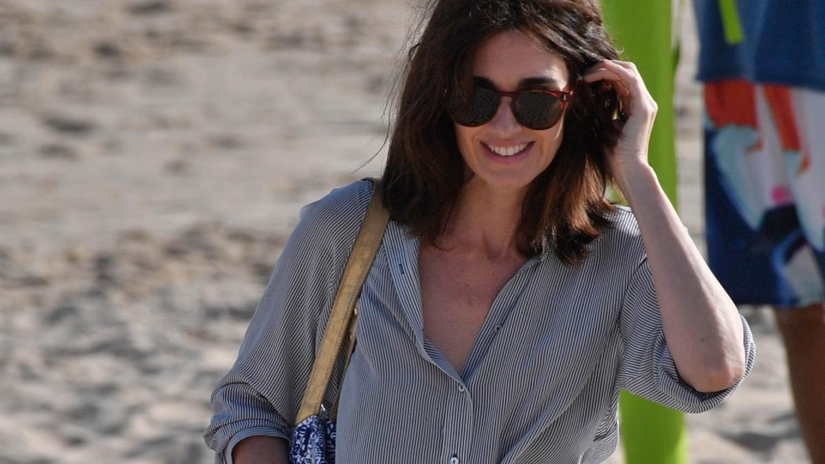 Paz Vega en la playa