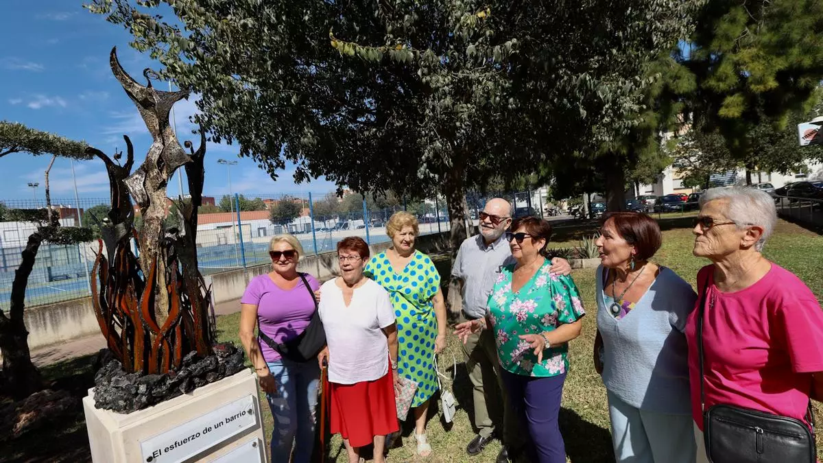 Una escultura de José Luis Checa para El Santuario, el regalo «al esfuerzo de un barrio»