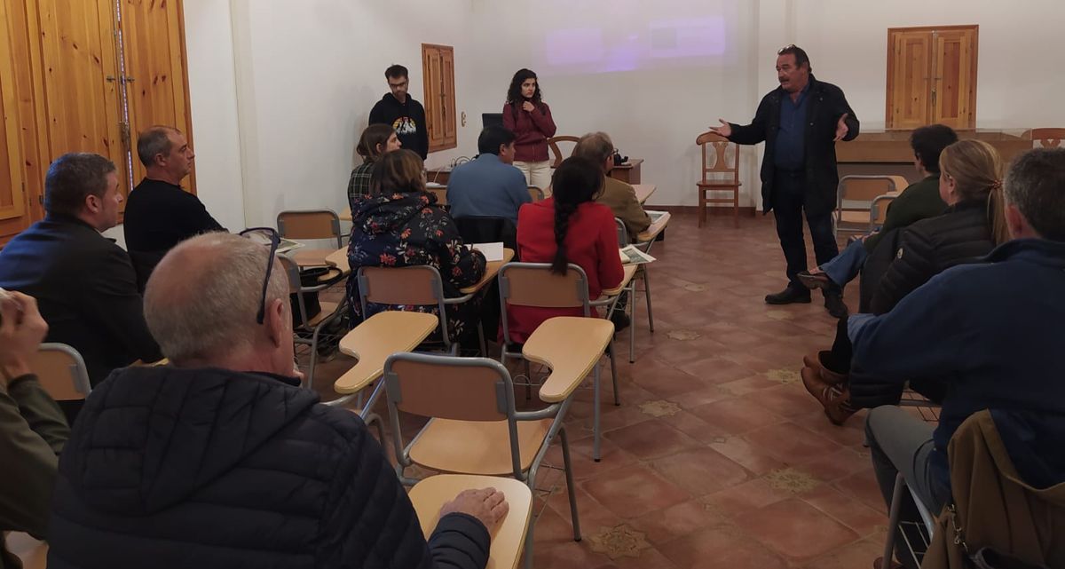 Imatge de la reunió celebrada al Centre de Natura El Termet, seu del Consorci Rector del Paisatge Protegir de la Desembocadura del Millars.