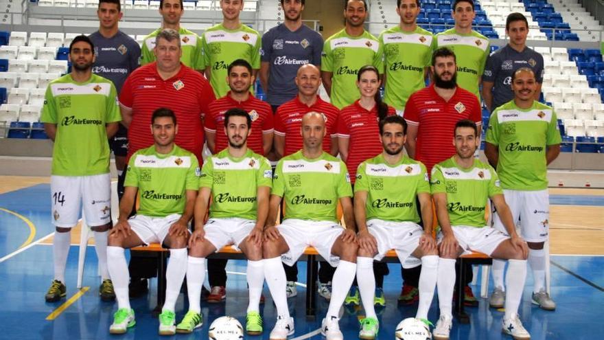 Foto oficial de la plantilla del Palma Futsal, ayer en el Palau de Son Moix.