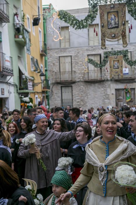 Miles de vileros veneran a Santa Marta