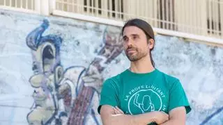 Álvaro Castaños, portavoz de asambleas docentes: "La degradación de la educación es tan grave que no vamos a conformarnos con unas pocas promesas"