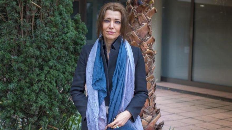 Elif Shafak: &quot;Los demócratas turcos nos hemos visto abandonados&quot;