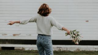 Las jóvenes que han roto con el estigma de la soltería: "Ni nos planteamos tener una familia perfecta"