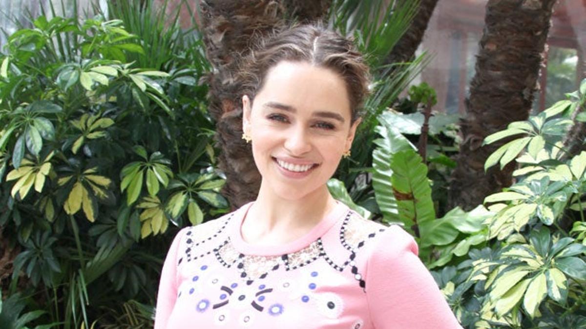 Emilia Clarke pensó que la despedirían de 'Juego de Tronos' después de sufrir una hemorragia cerebral