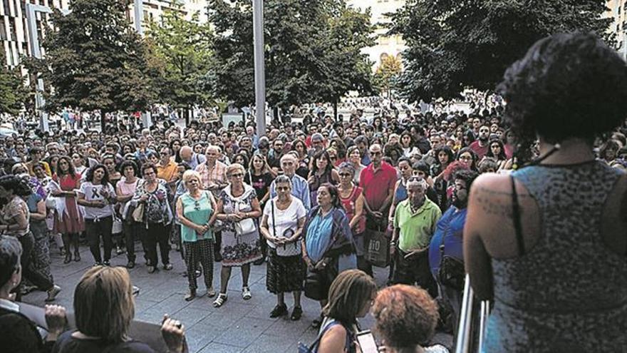 Mata a su esposa y a su madre en Zaragoza