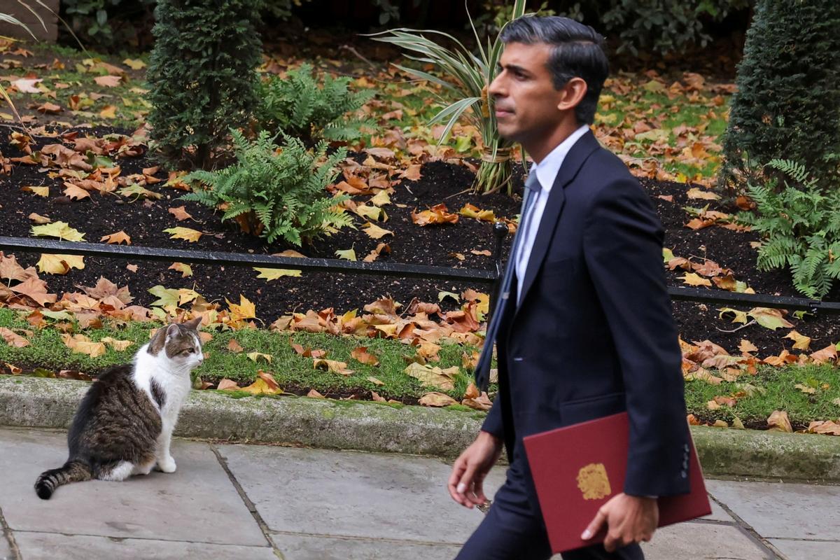 Rishi Sunak ya es el nuevo primer ministro británico