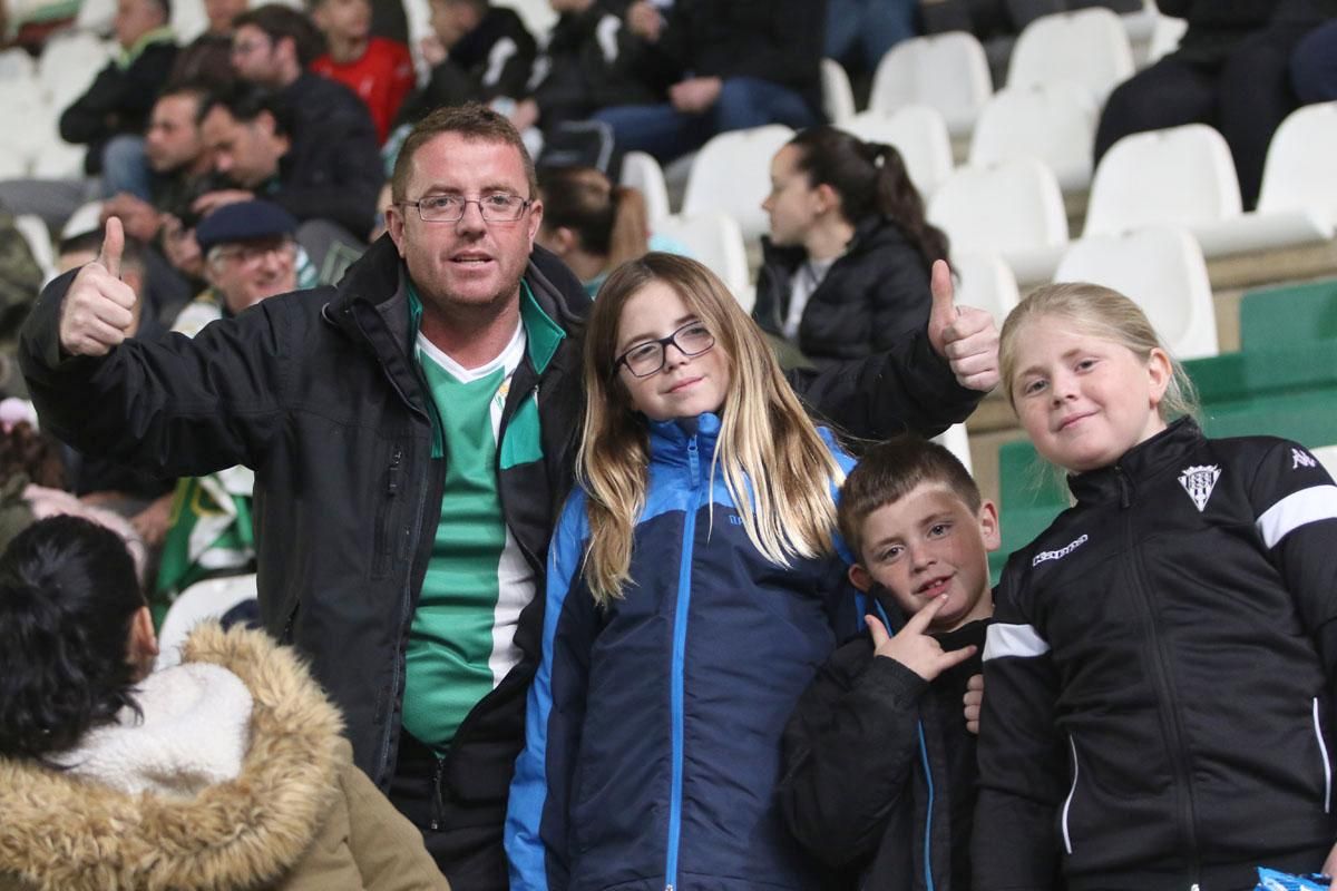 La afición blanquiverde en el Córdoba-Granada