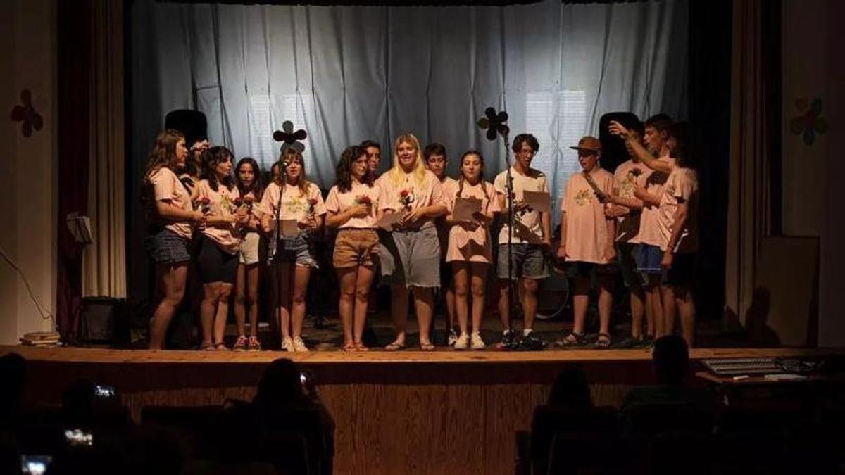 Un concierto en el teatro parrioquial, en una imagen de archivo