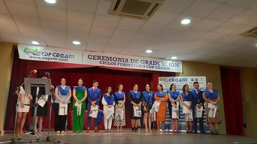 Graduaciones del Centro Docente Privado Cegam