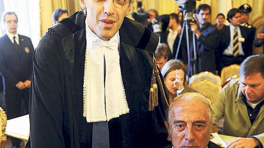 Los abogados Ghedini y Pecorella, ante el Constitucional