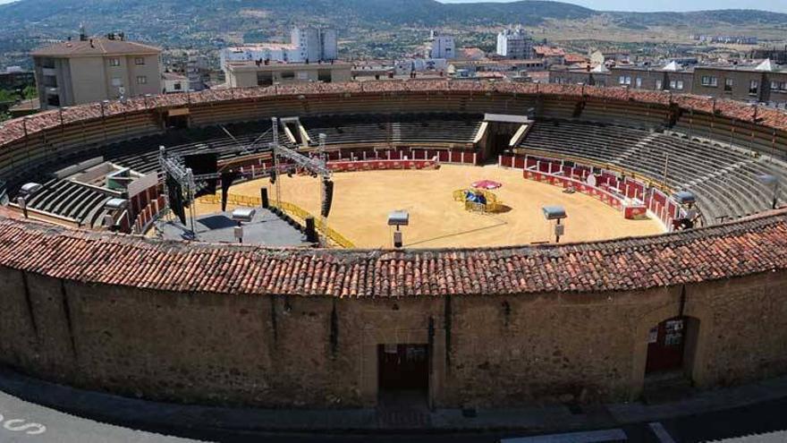 Cinco empresas presentan oferta para gestionar la plaza de toros de Plasencia