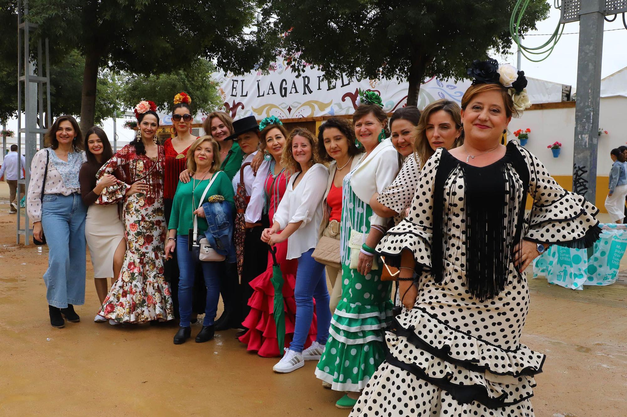 Amigos y familiares en El Arenal el martes de Feria