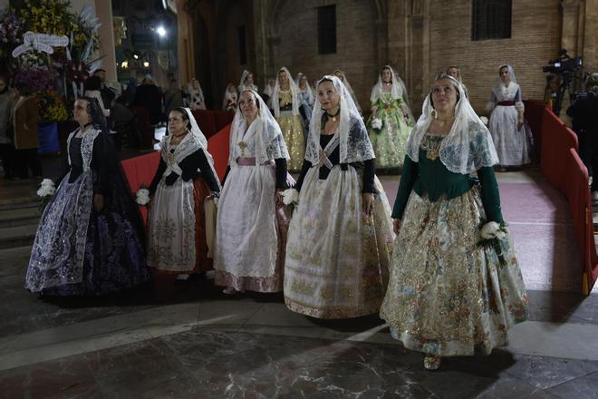 Todas las fotos de la Ofrenda del 18 de marzo por la calle de la Paz hasta las 00:30 horas