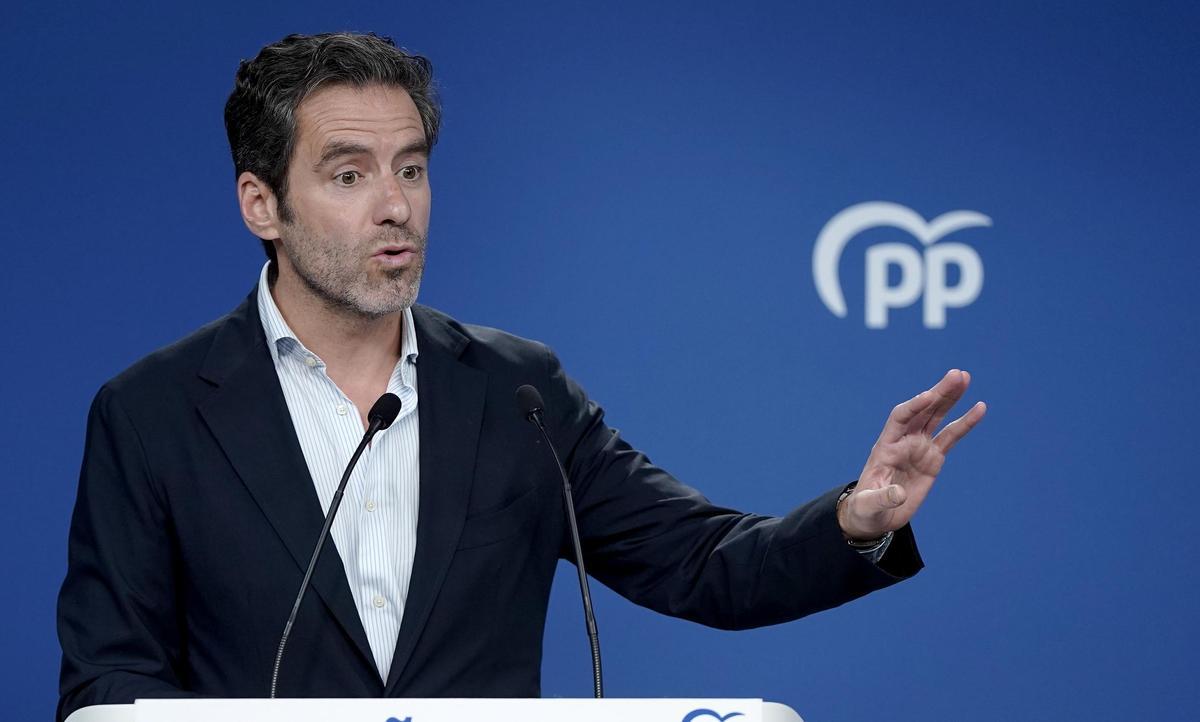 El portavoz del PP, Borja Sémper, durante una rueda de prensa en la sede del partido conservador.