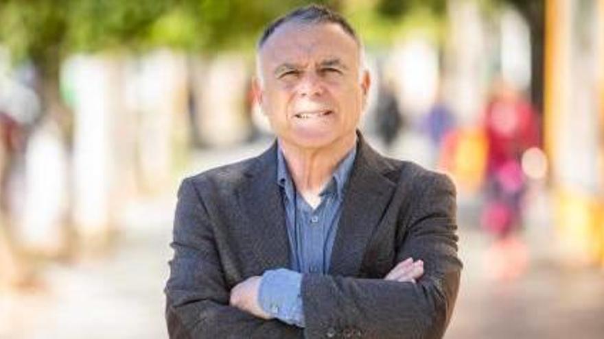 Sergio Manzanera: "Tuve que dormir junto a una escopeta por desafiar al franquismo"