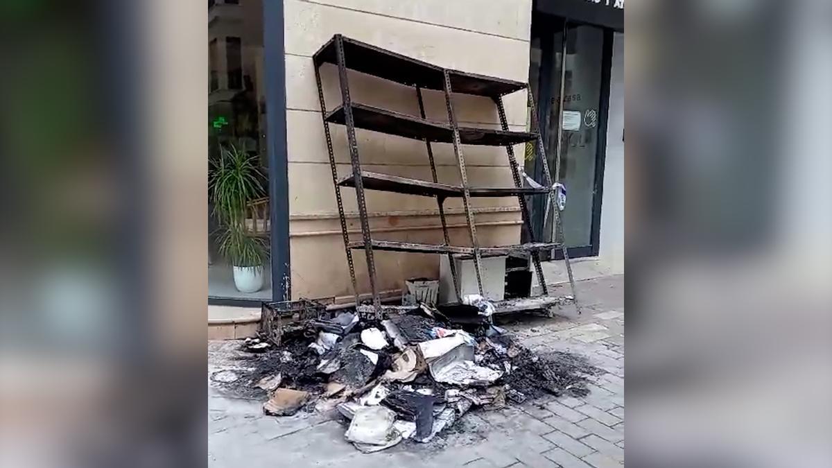 VÍDEO | Ladrones incendian una oficina en el centro de Manacor