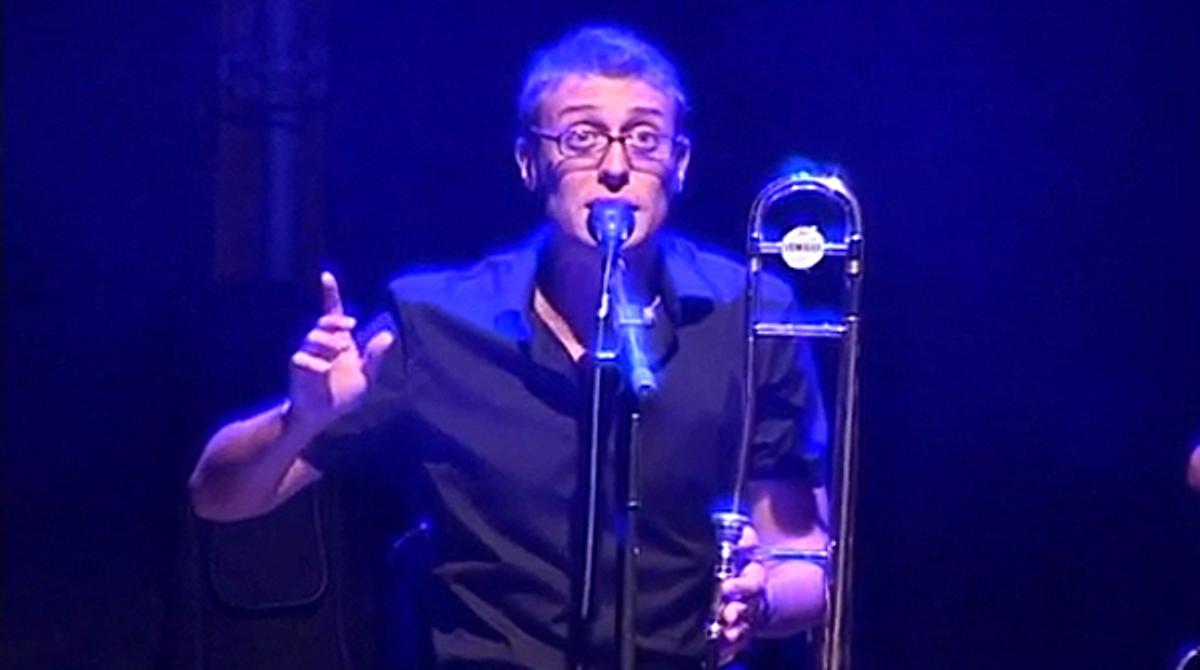 Un moment de l’actuació de Gertrudis al festival Acústica, a Figueres, aquest dimecres.