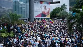 Venezuela se asoma al abismo político con las posiciones irreconciliables entre Maduro y Machado