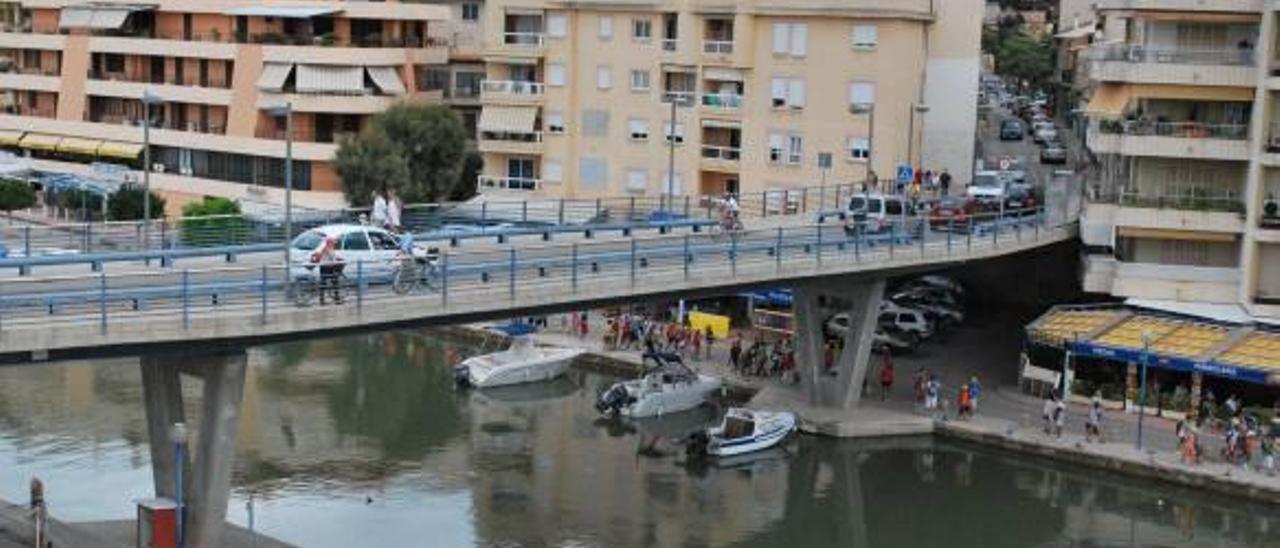 El extinto puente del Riuet, durante sus últimos meses de vida.