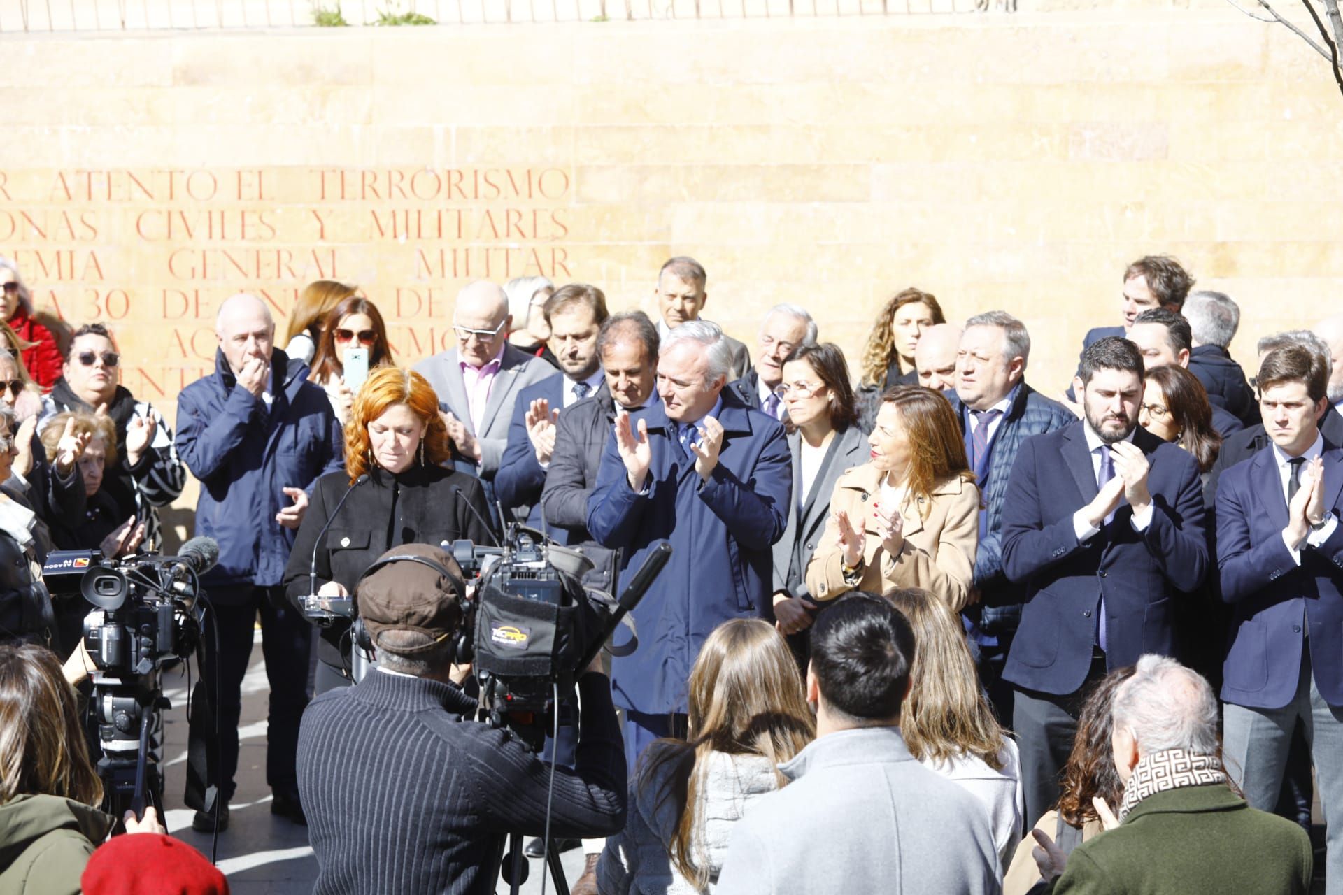 En imágenes | Homenaje a las víctimas del 11M en la plaza del Pilar