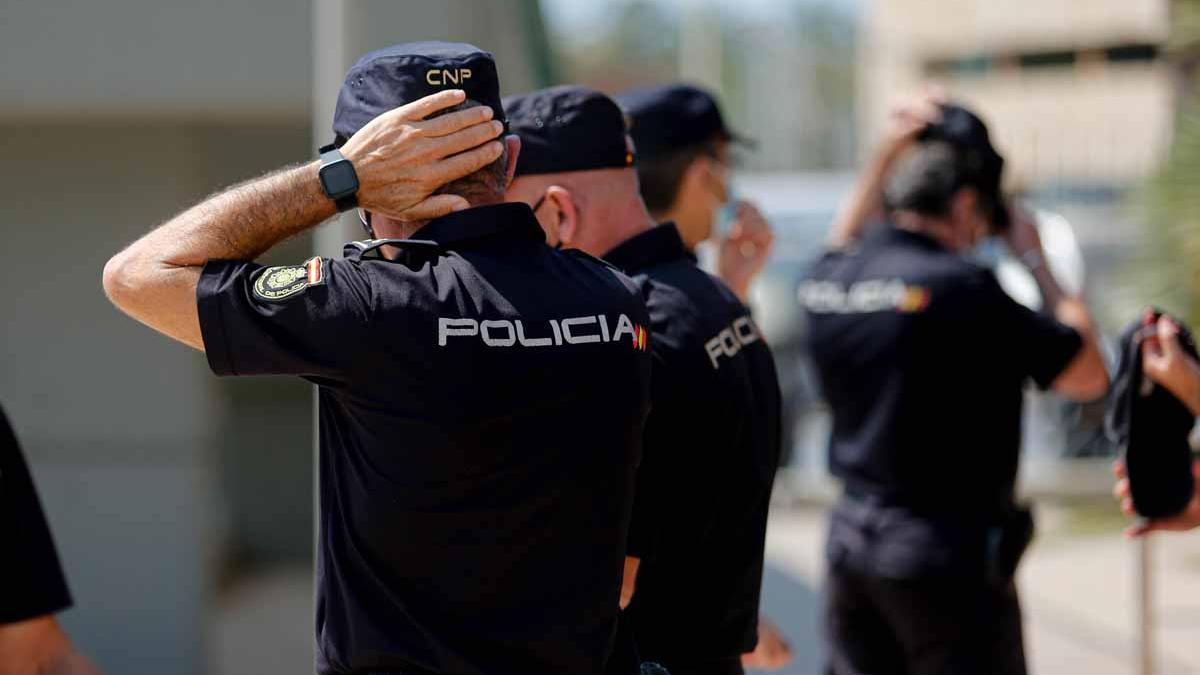 Agentes de la Policía Nacional de Ibiza