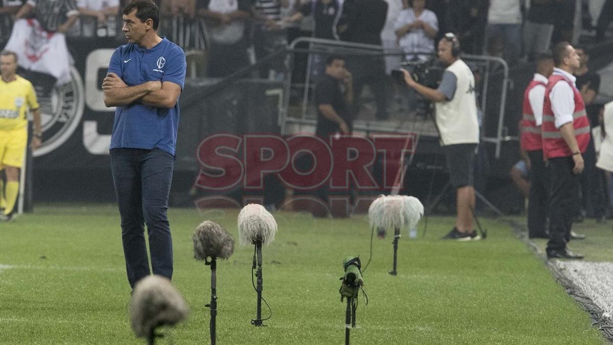 Corinthians volvió a sumar de a tres en casa