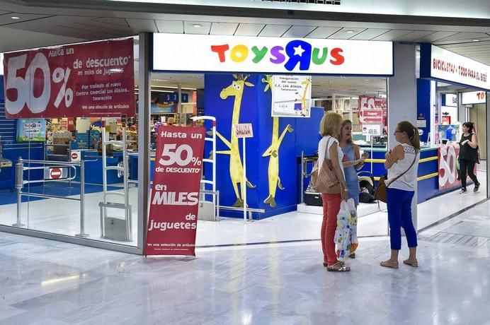 Tienda de Toys 'R' Us en el centro comercial Las Arenas - La Provincia
