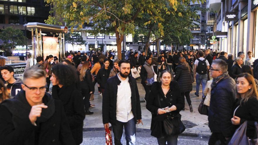 Compras en el centro de València por el Black Friday 2016