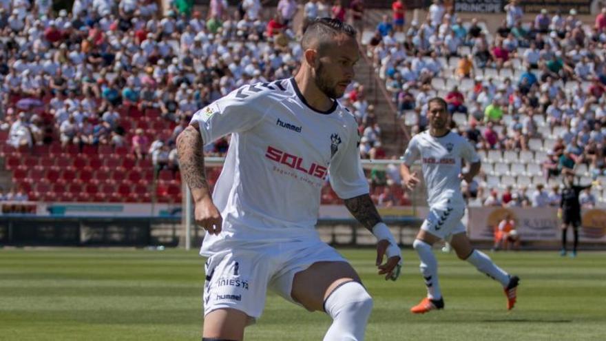 Iván Sánchez, durante un partido con el Albacete