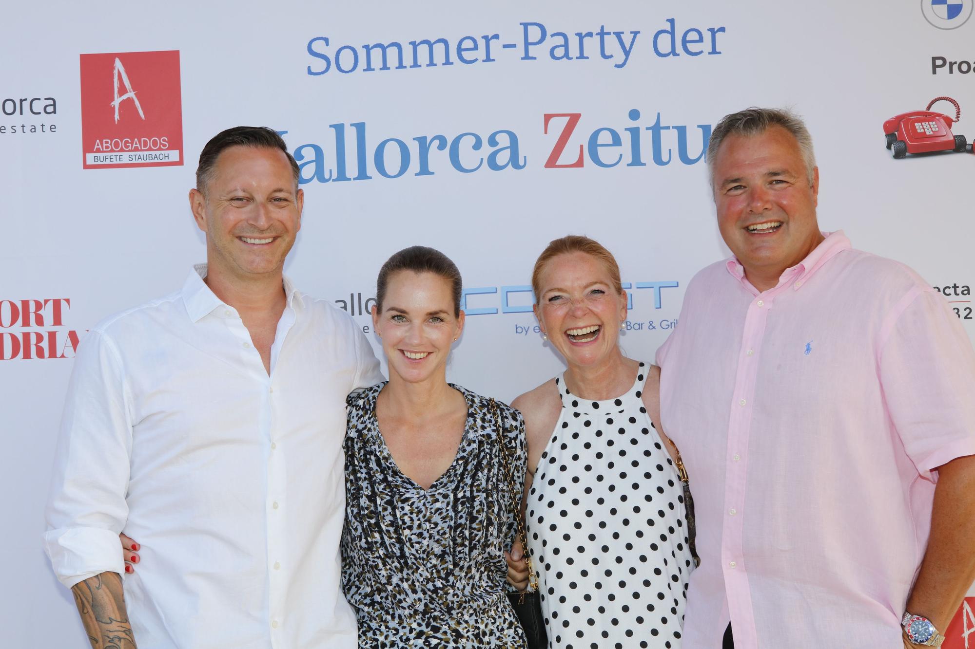 Sommerparty der Mallorca Zeitung - die Fotowand mit unseren Gästen