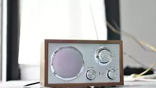 Las radios y transistores portátiles que aguantarán cualquier apagón con el mejor sonido