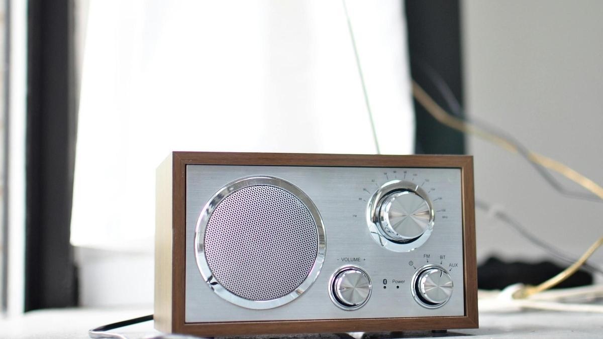 Las radios y transistores portátiles que aguantarán cualquier apagón con el mejor sonido