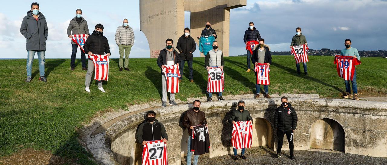 LA NUEVA ESPAÑA reúne a dieciséis jugadores del Sporting nacidos en Gijón y que llegaron a debutar en Liga