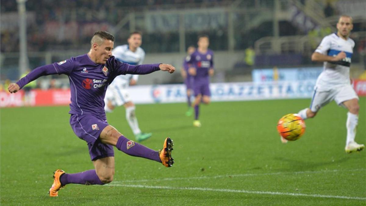 Tello quiere seguir en la Fiorentina