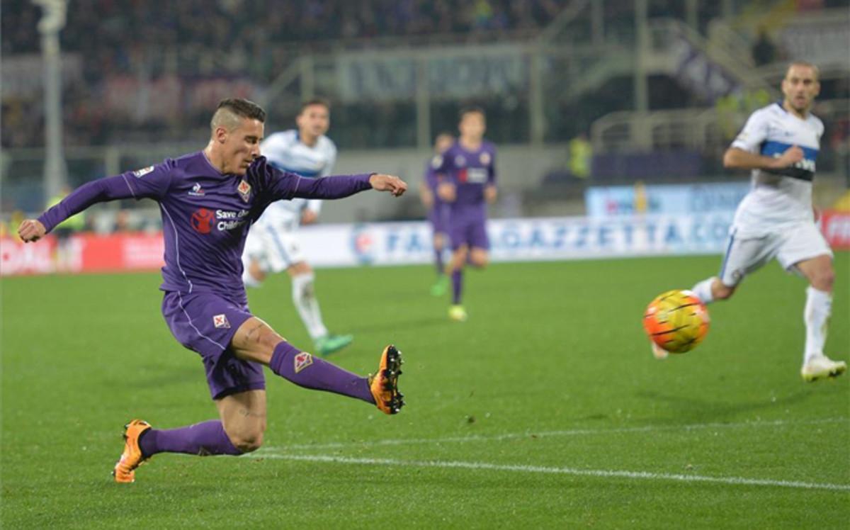 Tello quiere seguir en la Fiorentina