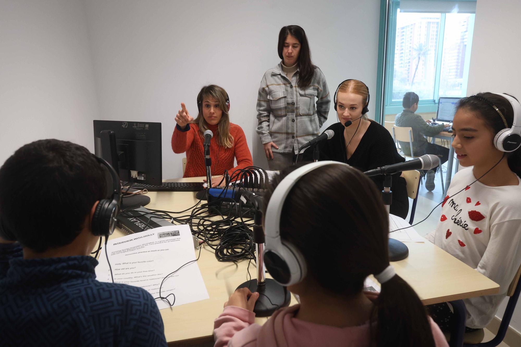 Ràdio escolar per a aprendre valencià