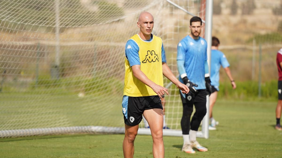 El Hércules amplía su liderazgo con tres nuevos capitanes