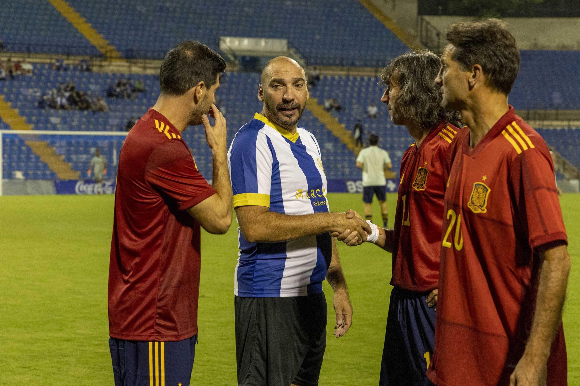 Leyendas del Hércules frente a leyendas de la Selección Española: Las imágenes del partido del Centenario