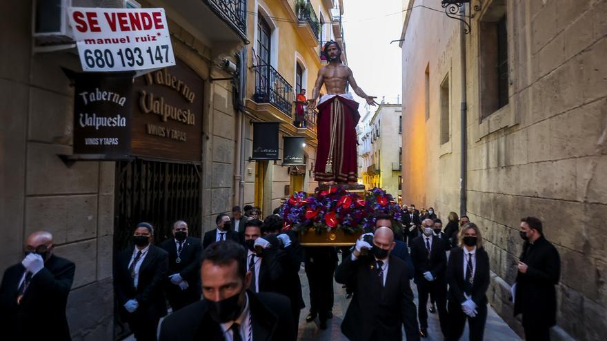 La Semana Santa de Alicante vuelve a las calles con el Vía Crucis General a dos días del pregón
