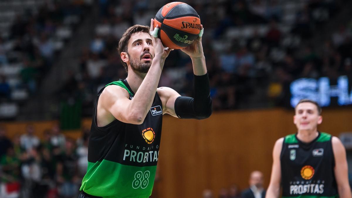 La Penya necesitará la mejor versión de Tomic para imponerse al Lenovo Tenerife