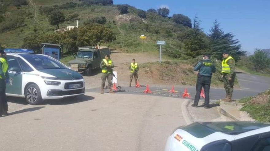 L&#039;exèrcit i la Guàrdia Civil en un punt de l&#039;Alt Empordà.