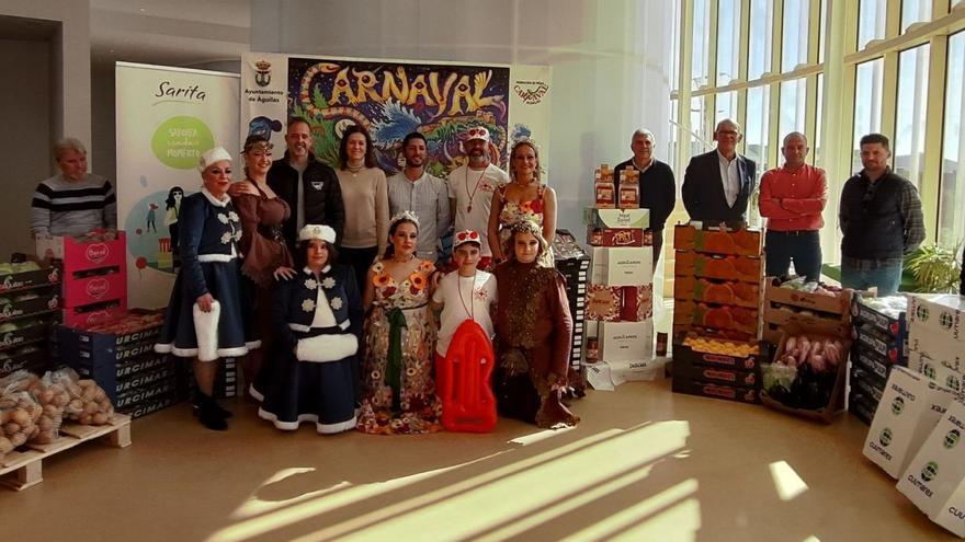 El tradicional ‘Pesaje’ reúne a los personajes del Carnaval de Águilas