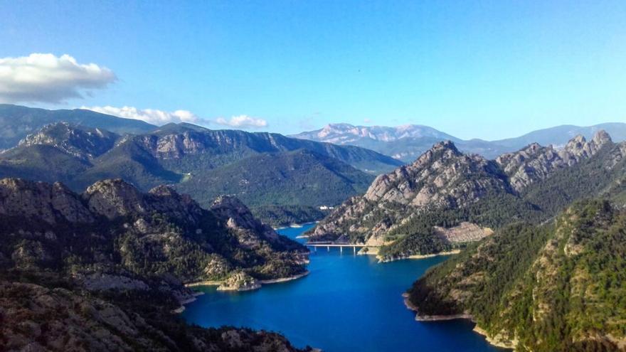 Imatge aèria del l&#039;embassament de la Llosa del Cavall