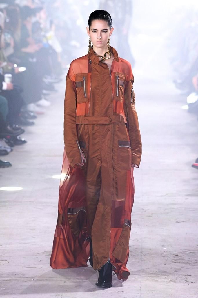 Sacai