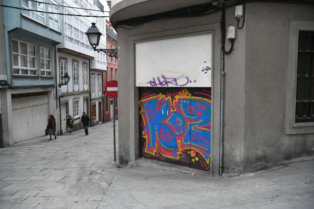 Pintadas en edificios de Ciudad Vieja y Pescadería