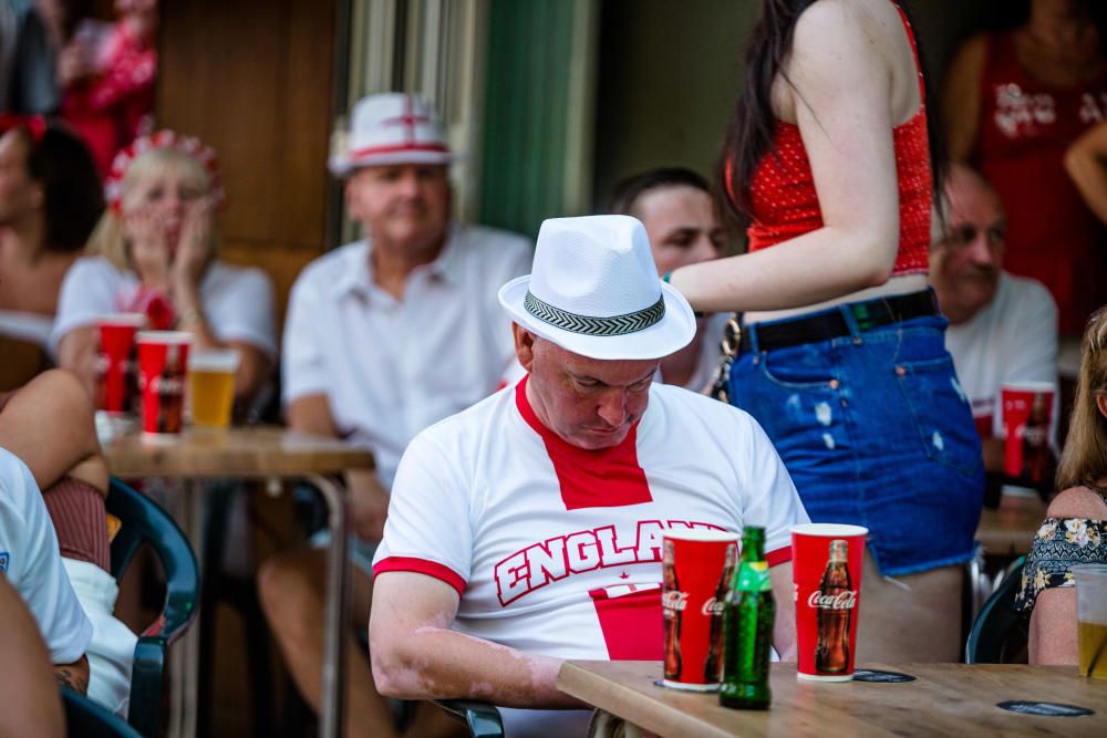 La afición inglesa vibra en Benidorm